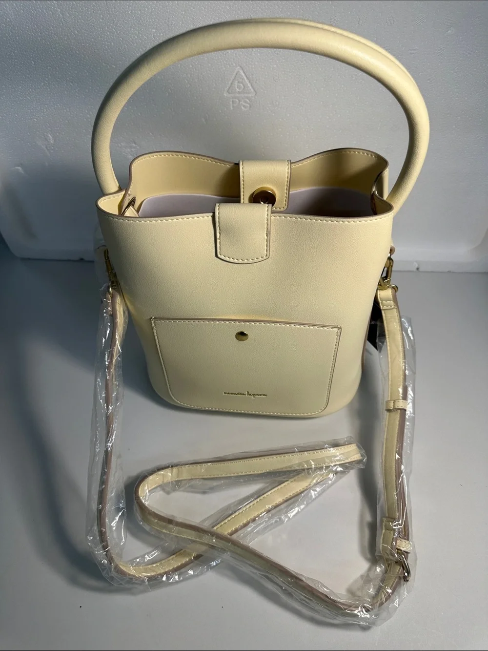 Nanette Lepore ISABELA Buttercream Shoulder or Convertible Bucket Bag-NWT - Picture 14 of 15
